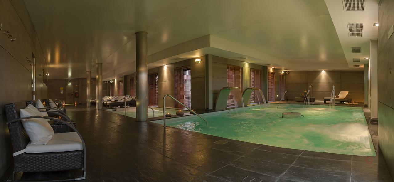 Basic Double Room with Spa Access,653354853:JPEG