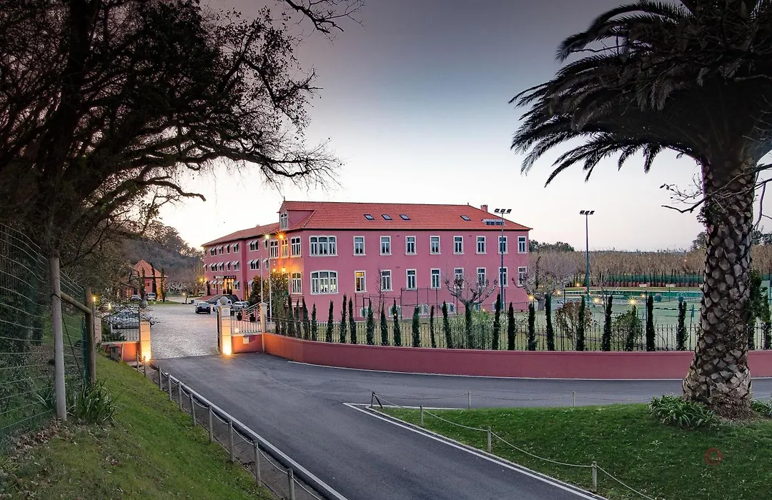 Your Hotel&Spa Alcobaça-1